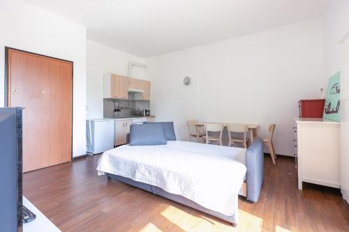 Η κουζίνα ή μικρή κουζίνα στο Alessia's Flat - Affori