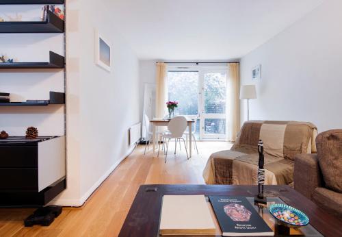 Gallery image of Lovely Flat in Literary London by UndertheDoormat in London