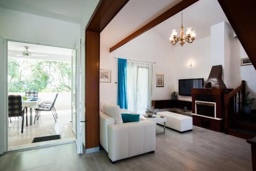 Villa Astrid on Ciovo island, private pool