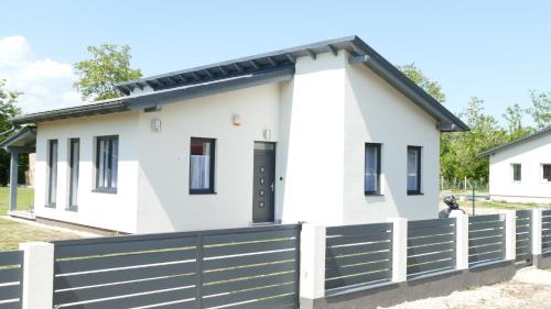 Gallery image of Comfort Ház in Balatonőszöd