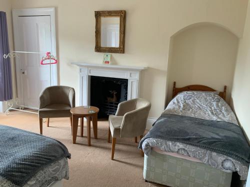 Gallery image of Old Gloucester Road farm bed and breakfast in Bristol