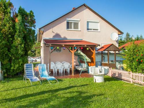 Vonkajšia záhrada v ubytovaní Holiday Home Lampion by Interhome