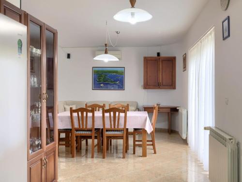 Apartment Matej by Interhome