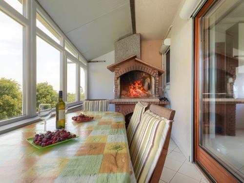 Apartment Matej by Interhome