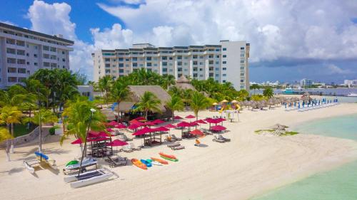 Playa de o cerca de este hotel