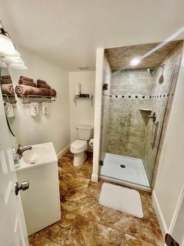 Bilik mandi di Hidden Valley B&B