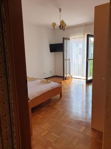 Assato Retro Apartment