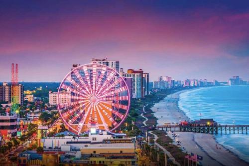 Family Friendly, 1 Block to Beach! (J), Murrells Inlet (SC), United States