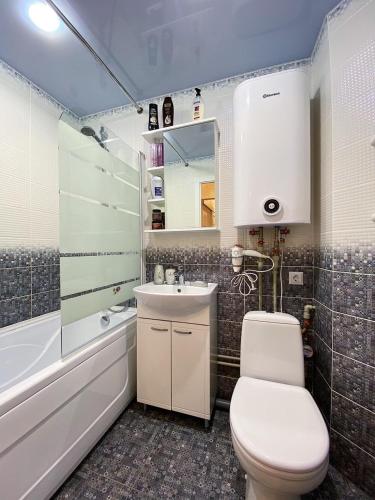 Ванна кімната в Апартаменты Гастелло 13