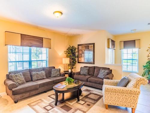 Gorgeous 5 Bed 4 Bath Townhome with Splash Pool in Paradise Palms, Kissimmee, Statele Unite ale Americii