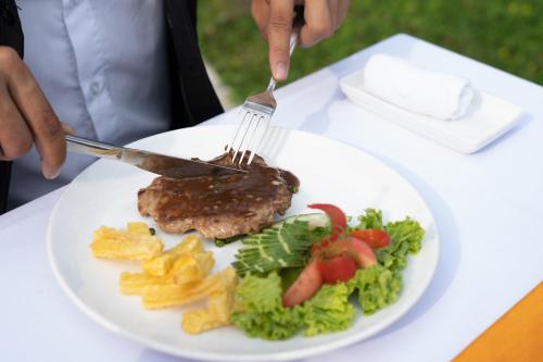 Comida en el hotel o alrededores