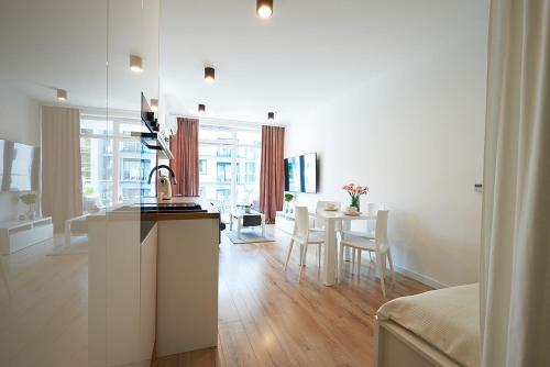 Posedenie v ubytovaní Apartament Dębowiec