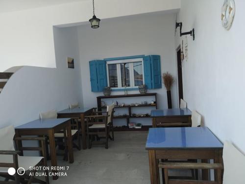 Restoran atau tempat lain untuk makan di Manolakis Pizanias