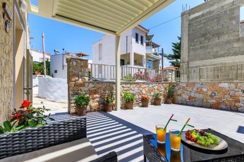 Nevila House
