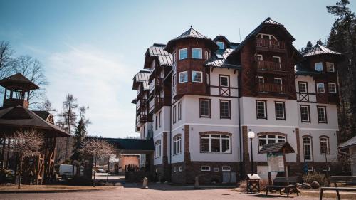 Wellness Penzión Smerdžonka - KÚPELE PIENINY