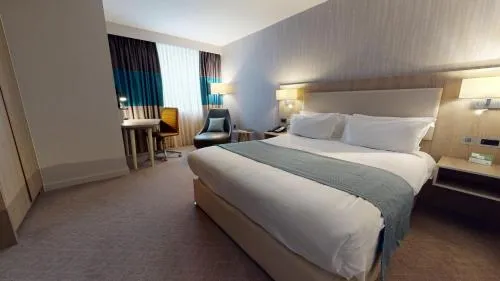 Holiday Inn Manchester - City Centre by IHG photo 11