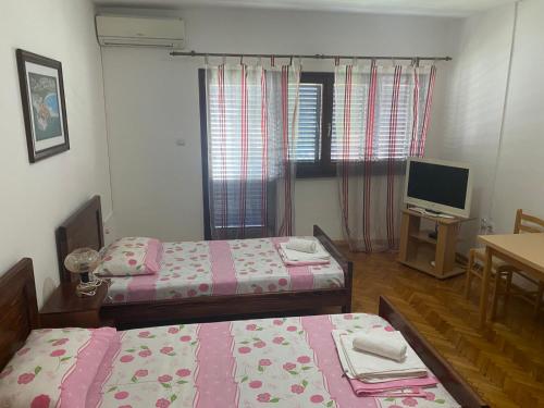 Gallery image of Apartments Villa Illyrik in Risan
