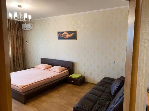 Apartments on Ryabikova 객실 침대