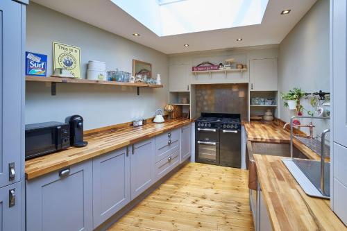 Host & Stay - Isla House – Photos 2