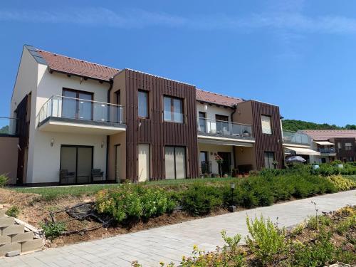 Panoráma apartman 8226 Alsóörs, Lovasi út 2 kép - 3