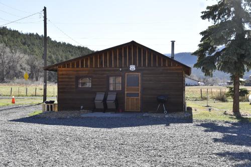 Chinook Cabins & RV Park – Photos 3