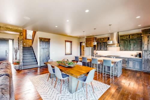 Dapur atau dapur kecil di Peaceful Bay Getaway