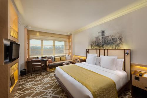 Marco Polo Hotel Image