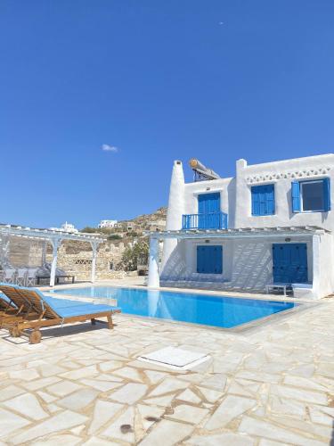 Myrovi Harmony Suites - Sea View & Pool in Kanalia