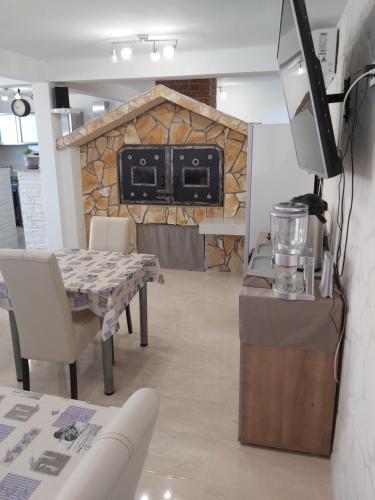 Kuchyň nebo kuchyňský kout v ubytování B&B Sobe Magdalena