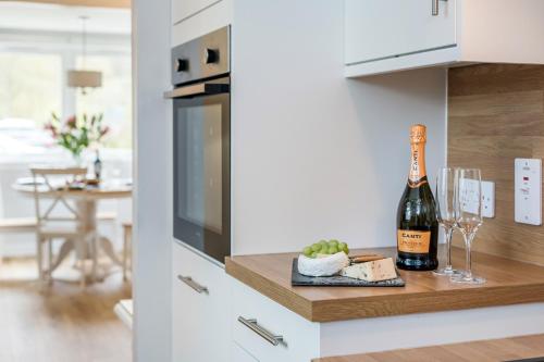 High Range Self-Catering Chaletsにあるキッチンまたは簡易キッチン