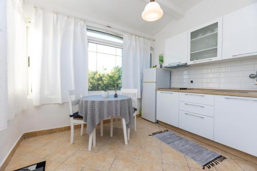 Apartments Biserka – Photos 4