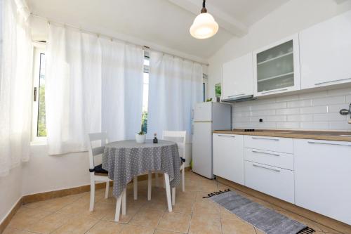 Apartments Biserka – Photos 5