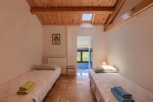 Gallery image of Holiday Home Kukurin in Bale