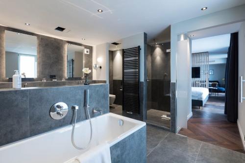 Koupelna v ubytování SOLLER Business Hotel - Munich Airport MUC