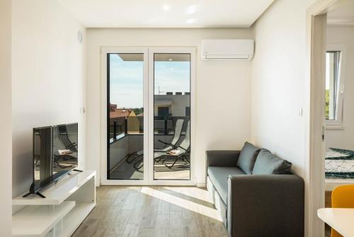 Two berdooms apartment with sea view
