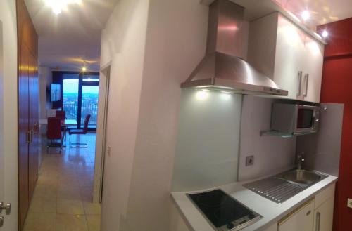 Kuchyň nebo kuchyňský kout v ubytování Hotelturm