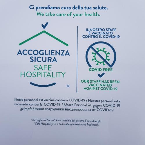 a flyer for the acrovincialimmune syphilis clinic with a diagram at Il Casolare del Medio Olona in Fagnano Olona