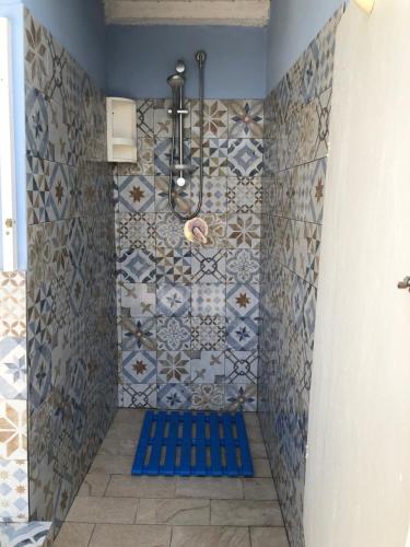Ένα μπάνιο στο Villa Fascinosa