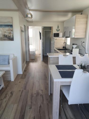 Floating House SENA