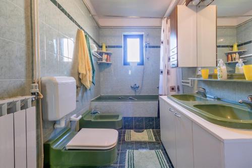 Koupelna v ubytování Apartments Istra Croatia