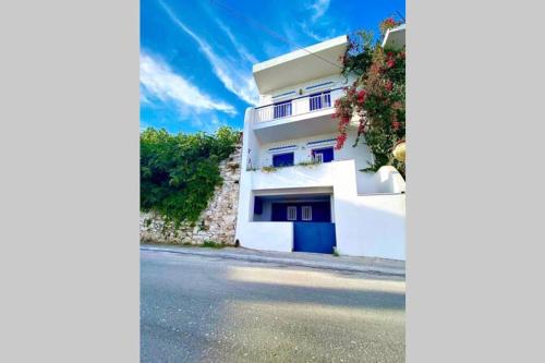 Gallery image of Naxos Aegean Philoxenia in Kinídharos