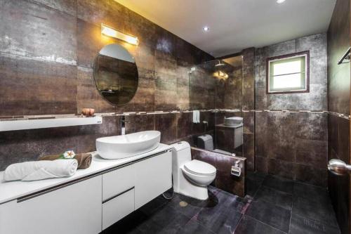 Koupelna v ubytování 4 Bedroom Villa Lime SDV116-By Samui Dream Villas
