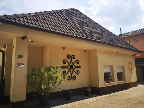 Budova, kde se ubytování v soukromí nachází