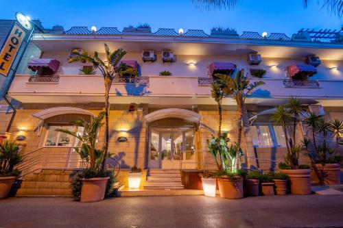 Gallery image of Hotel Costa D'Oro in Torre Ovo