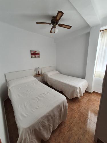 Ένα ή περισσότερα κρεβάτια σε δωμάτιο στο 2ºB Escobar