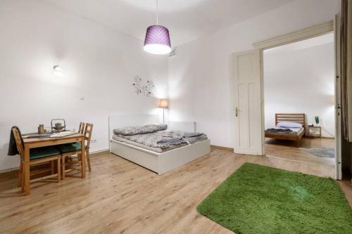 Posteľ alebo postele v izbe v ubytovaní Miracle Home - City Center