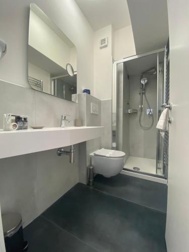Ένα μπάνιο στο Hotel La Fontana