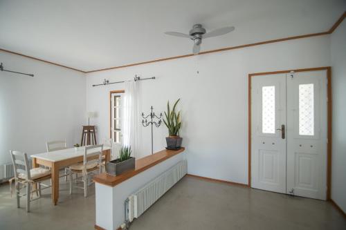 キニオンにあるLotos Beach Homeのギャラリーの写真