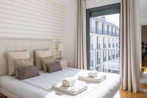 Stylist and new Apartment with parking in the Heart of Lisbon, Lisabona, Portugalia