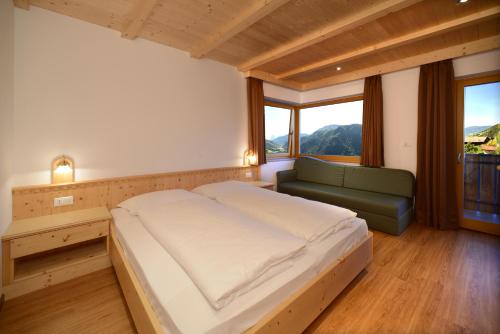 Postel nebo postele na pokoji v ubytování Appartment Kirch Neuhaus